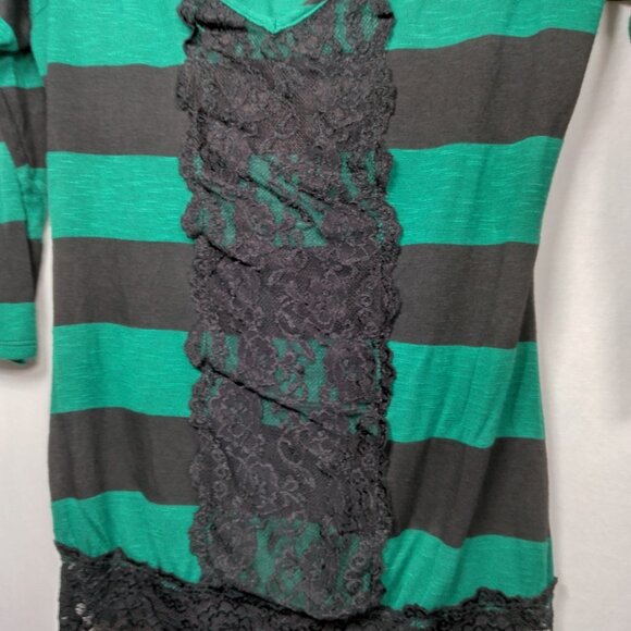 Vintage Y2K Daytrip Shirt Medium Green Black Strriped Deep V Neck Slim Lace Trim - Picture 10 of 14